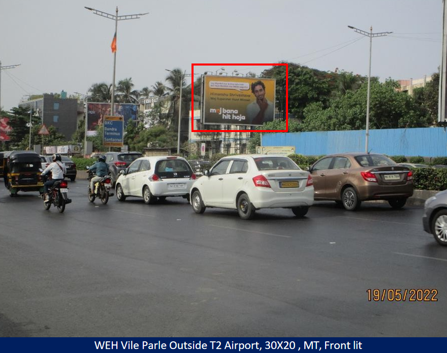 Mumbai - WEH Vile Parle Outside T2 Airport -MT
